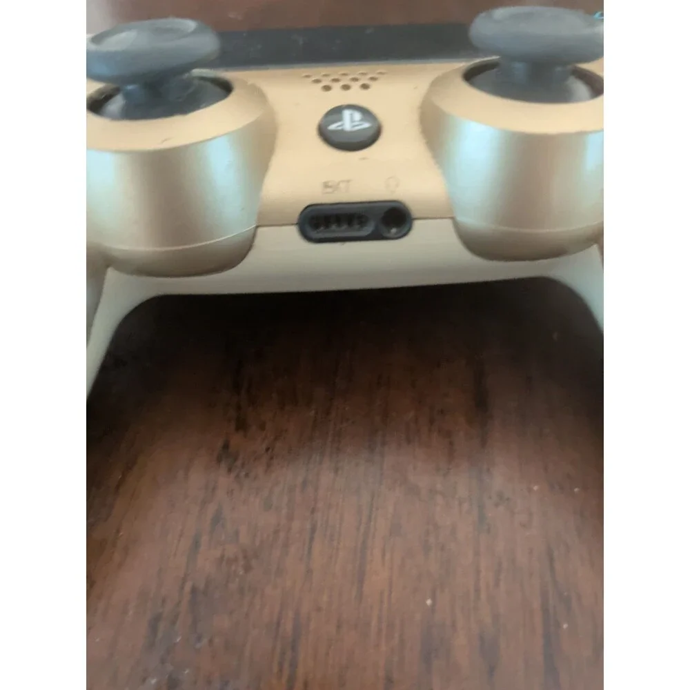 PlayStation 4 PS4 DualShock 4 Wireless Controller - Gold CUH-ZCT2U